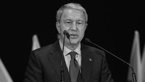 Le ministre turc de la défense Hulusi Akar.