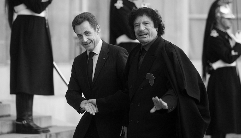 Nicolas Sarkozy et Mouammar Kadhafi à l'Élysée, le 12 décembre 2007.