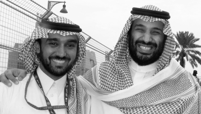 Le ministre saoudien des sports, Abdelaziz bin Turki al-Saoud (à gauche), et le prince héritier Mohammed bin Salman al-Saoud.